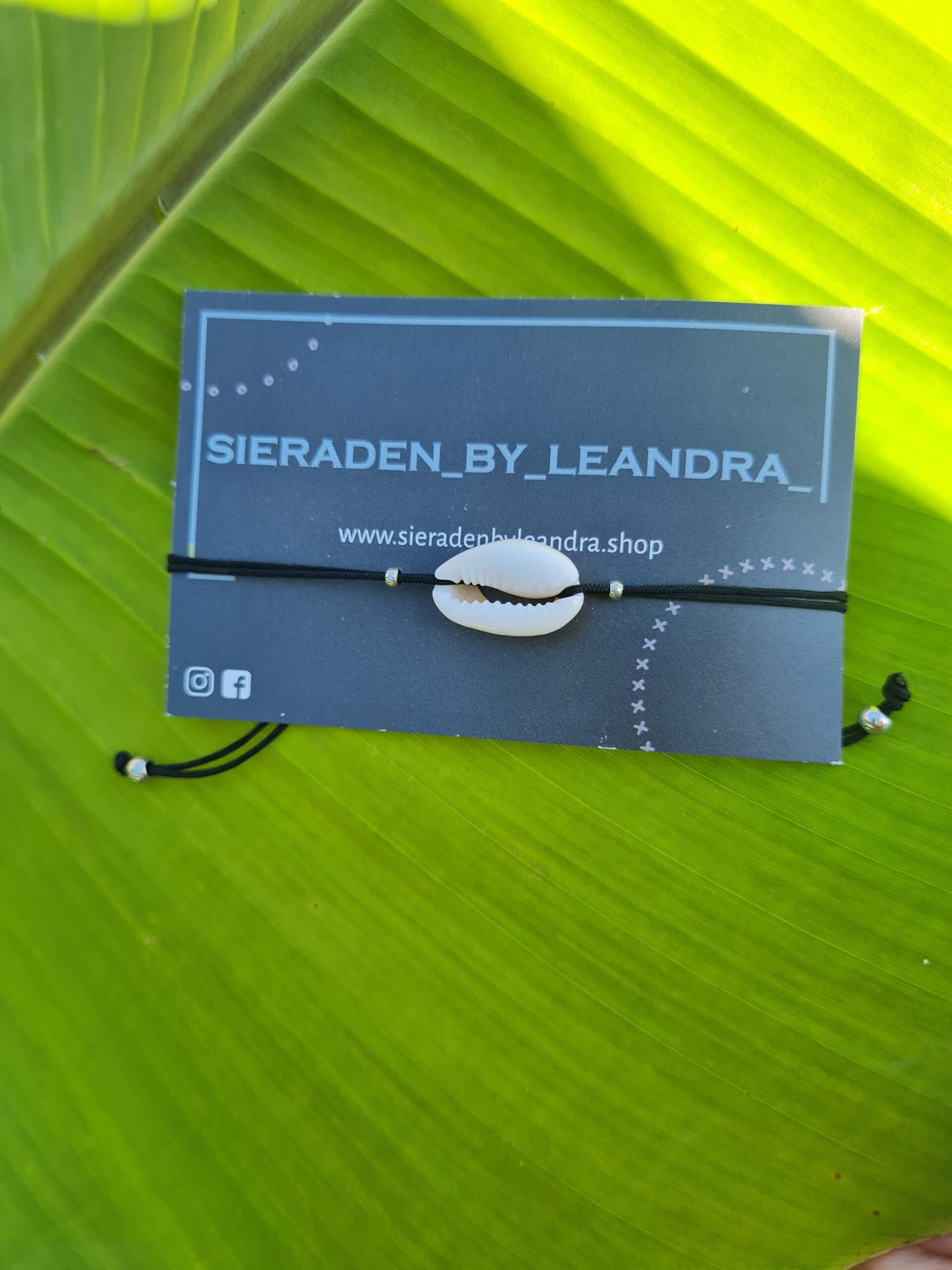 Schelpen armbandje