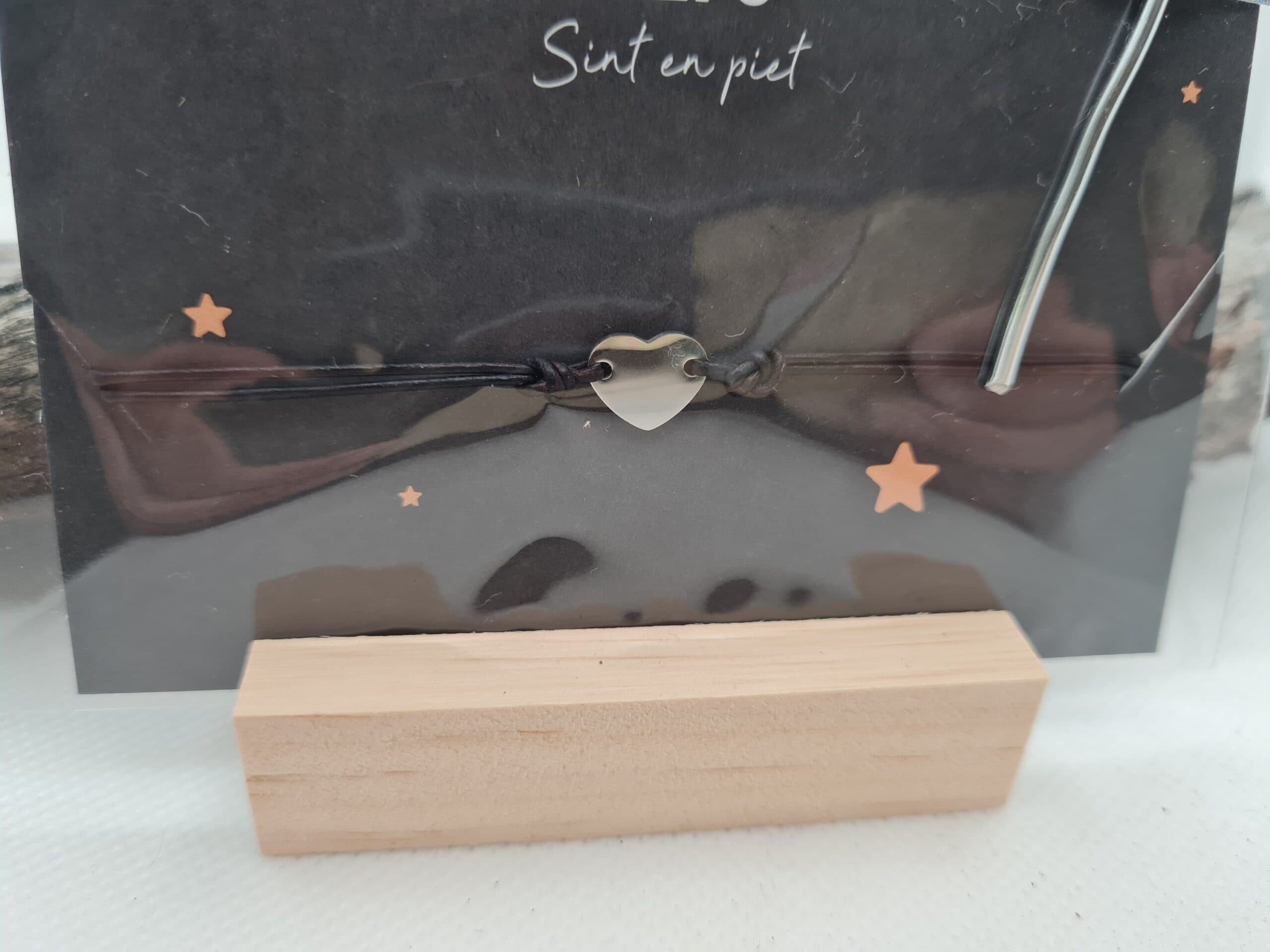 Sint armbandje hartje