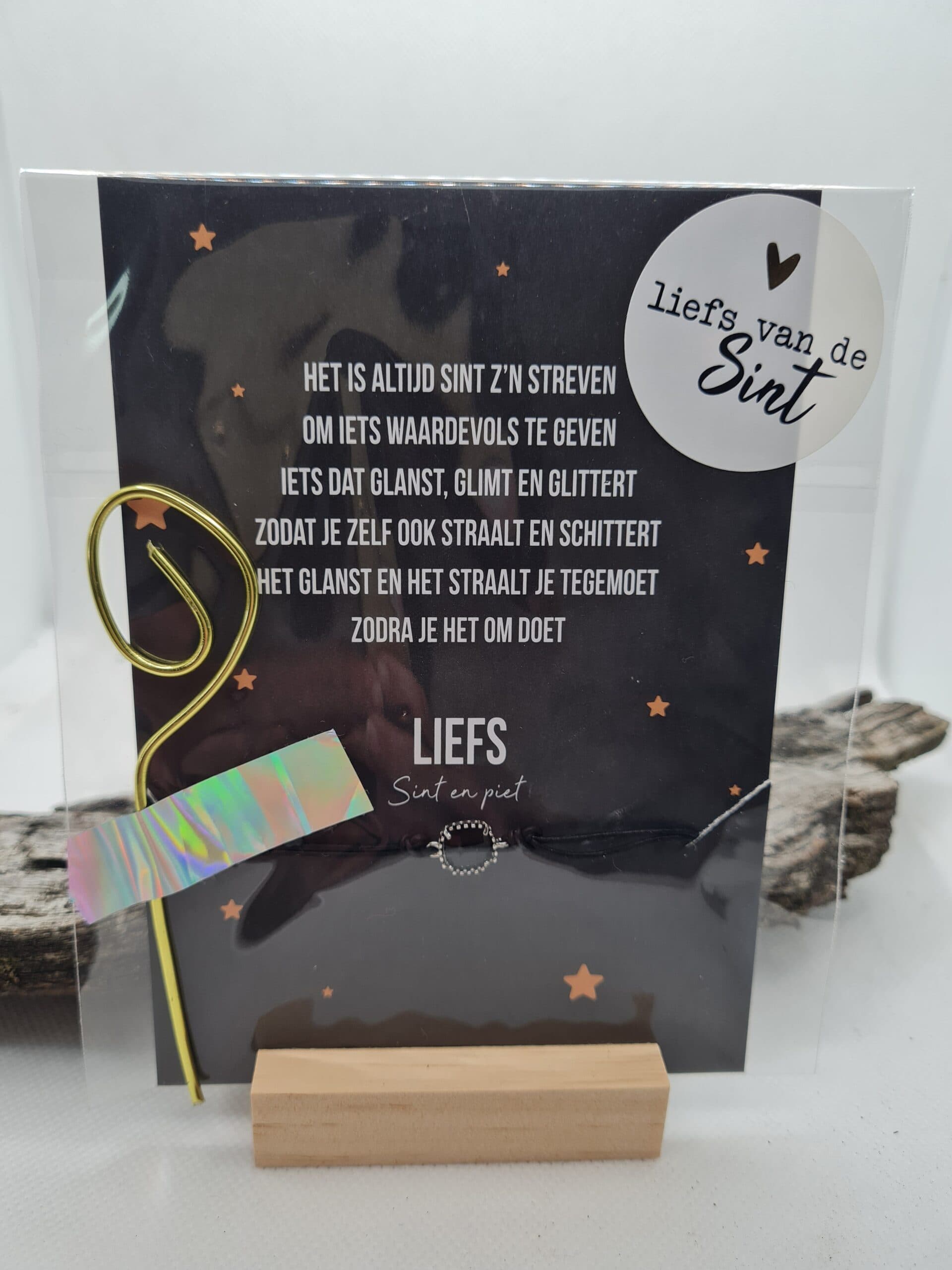 Sint armbandje zwart steentje